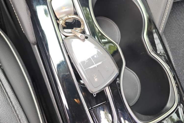 Used Buick Envision 2023 Encore Plus 652T Five-Seat Luxury Model Vehicle Key