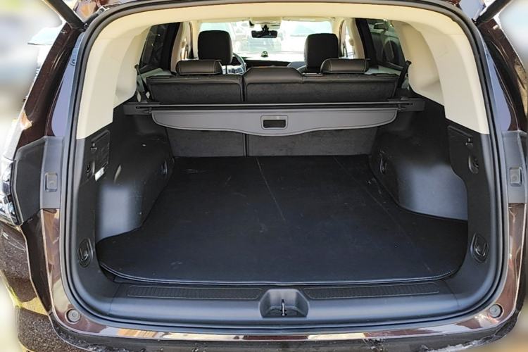 Used Buick Envision 2023 Encore Plus Avenir Aivia 5-Seater Edition Trunk