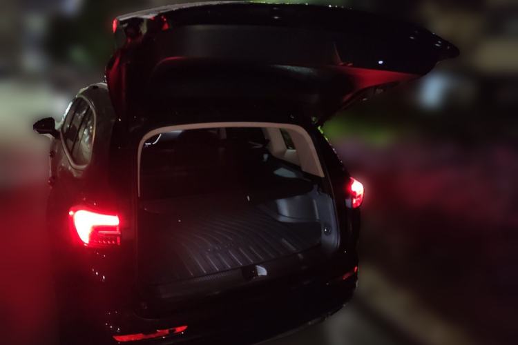 Used Buick Envision 2023 Encore Plus Avenir Aivia 5-Seater Edition Trunk