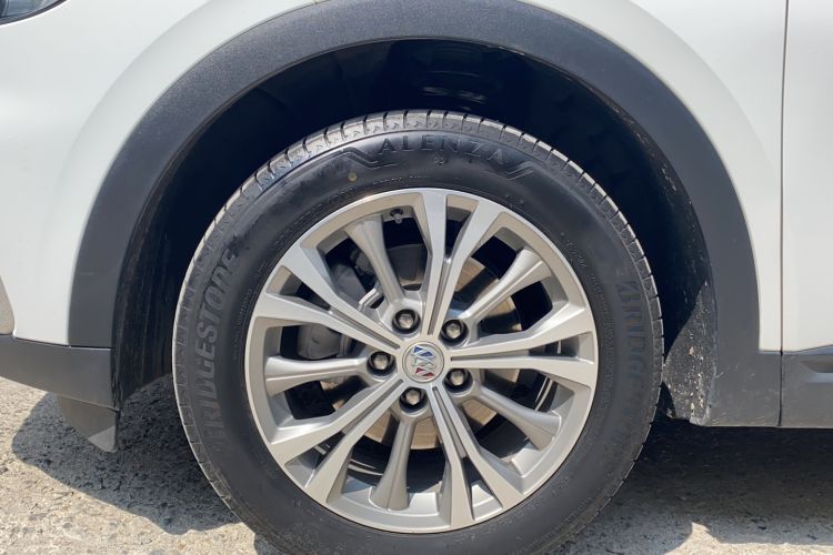 Used Buick Envision 2023 Encore Plus 652T Five-Seat Luxury Model Exterior 9