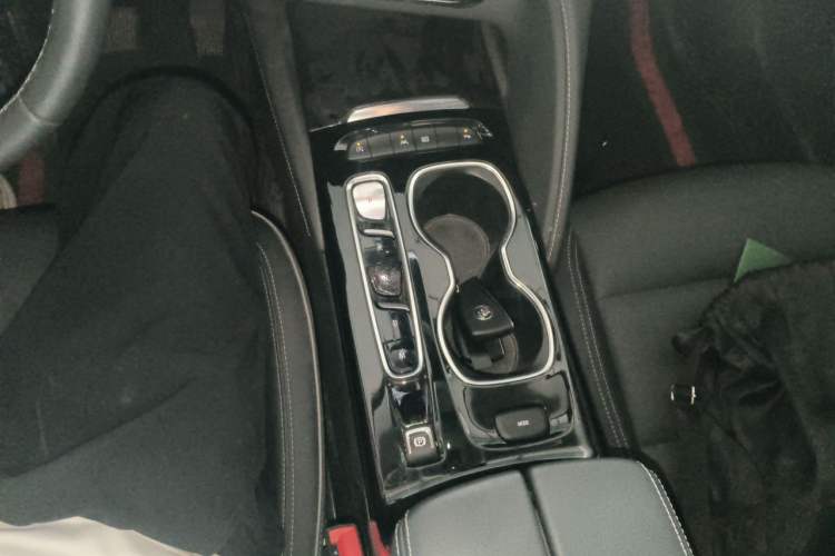 Used Buick Envision 2023 Encore S 552T Two-Wheel Drive Luxury Model Gear Lever