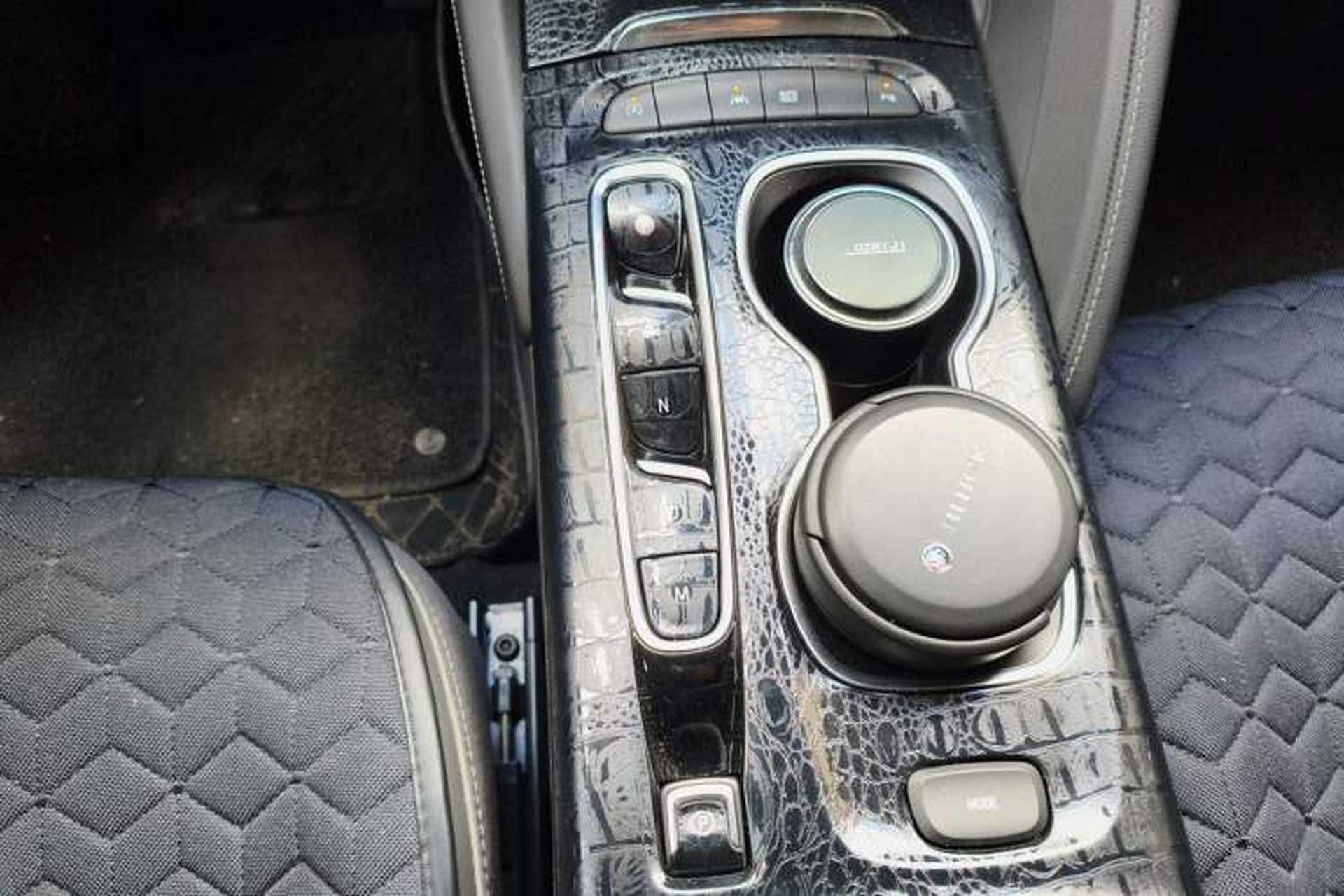 Used Buick Envision 2023 Encore S 552T Two-Wheel Drive Luxury Model Gear Lever