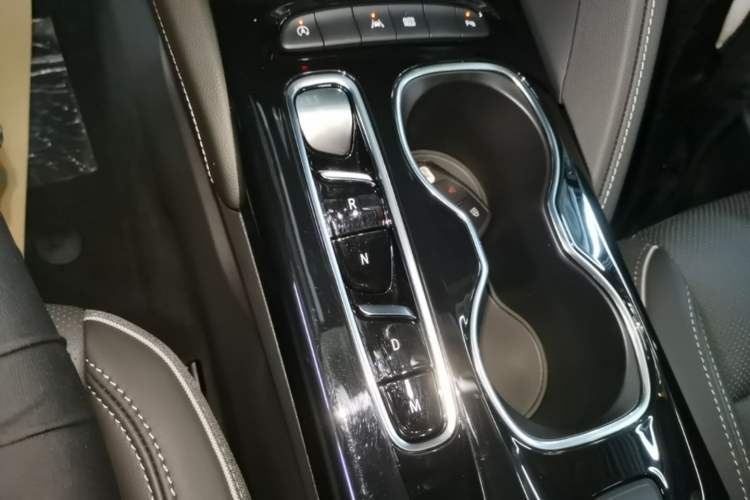 Used Buick Envision 2023 Encore S 652T Two-Wheel-Drive Luxury Model Gear Lever