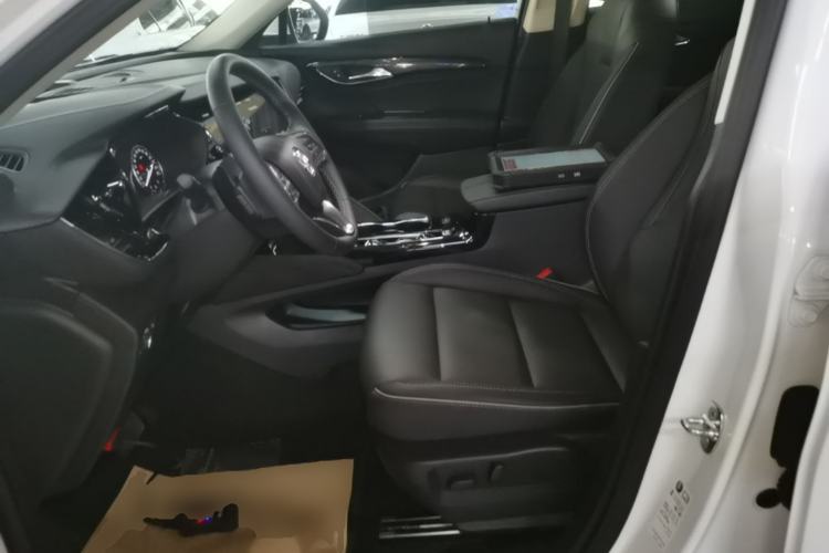 Used Buick Envision 2023 Encore S 652T Two-Wheel-Drive Luxury Model Left Front Seat