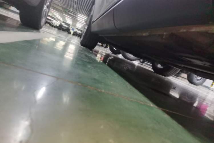 Used Buick Envision 2023 Encore S 552T Two-Wheel Drive Luxury Model Left Side Sill