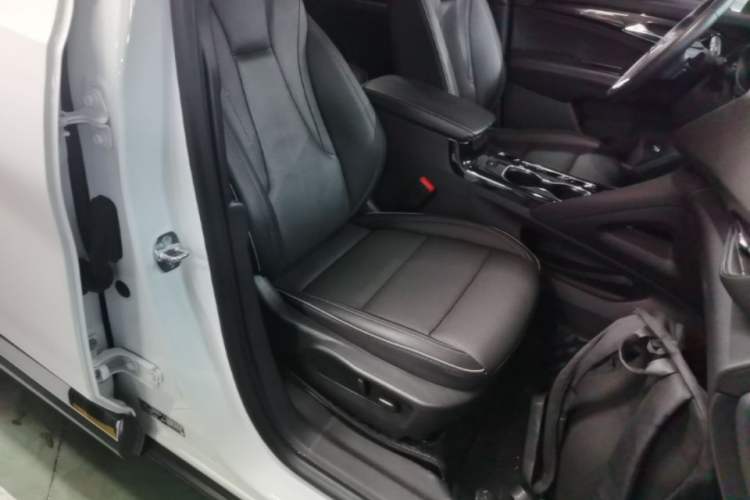 Used Buick Envision 2023 Encore S 552T Two-Wheel Drive Luxury Model Right Front Seat
