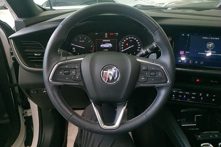 Used Buick Envision 2023 Encore Plus 652T Five-Seat Luxury Model Steering Wheel
