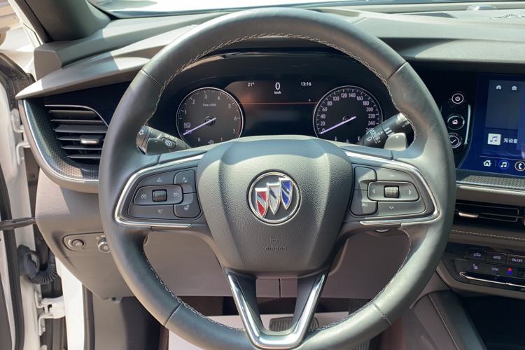 Used Buick Envision 2023 Encore Plus 652T Five-Seat Luxury Model Steering Wheel