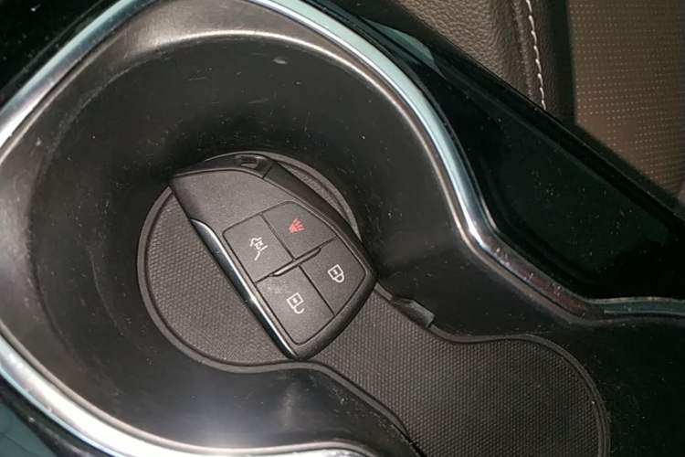 Used Buick Envision 2023 Encore Plus 652T Five-Seat Luxury Model Vehicle Key
