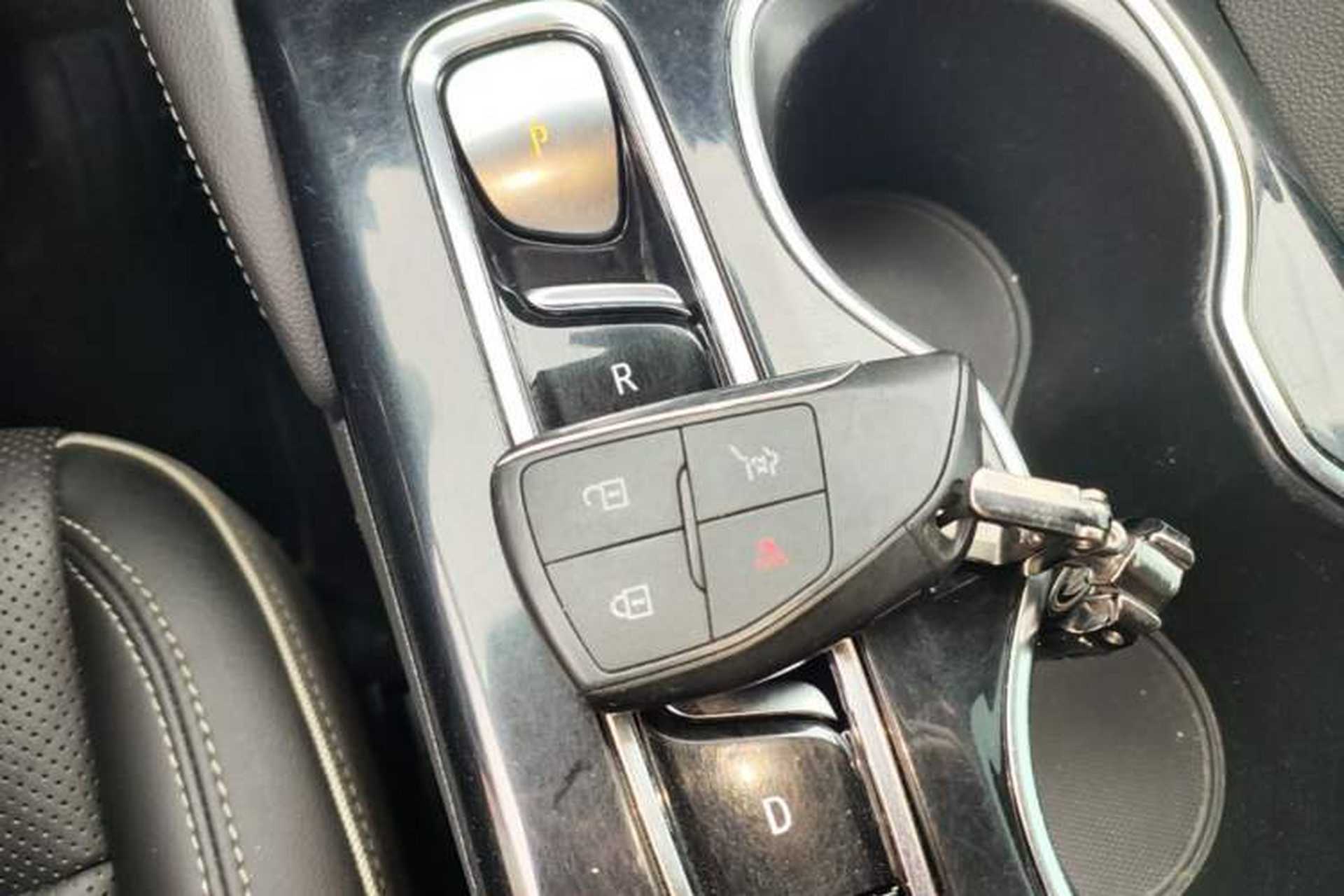 Used Buick Envision 2023 Encore Plus 652T Five-Seat All-Wheel-Drive Luxury Model Vehicle Key