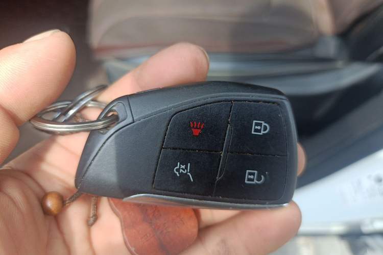 Used Buick Envision 2023 Encore S 552T Two-Wheel Drive Luxury Model Vehicle Key