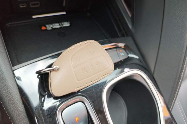 Used Buick Envision 2023 Encore S 552T Two-Wheel Drive Luxury Model Vehicle Key