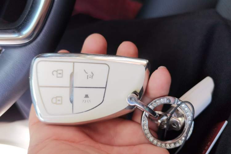 Used Buick Envision 2023 Encore S 552T Two-Wheel Drive Luxury Model Vehicle Key