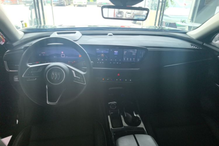Used Buick Envision 2024 Encore Plus 28T Two-Wheel Drive Luxury Edition Audio And AC Panel
