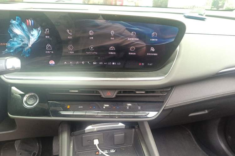 Used Buick Envision 2024 Encore Plus 28T AWD Luxury Edition Audio And AC Panel