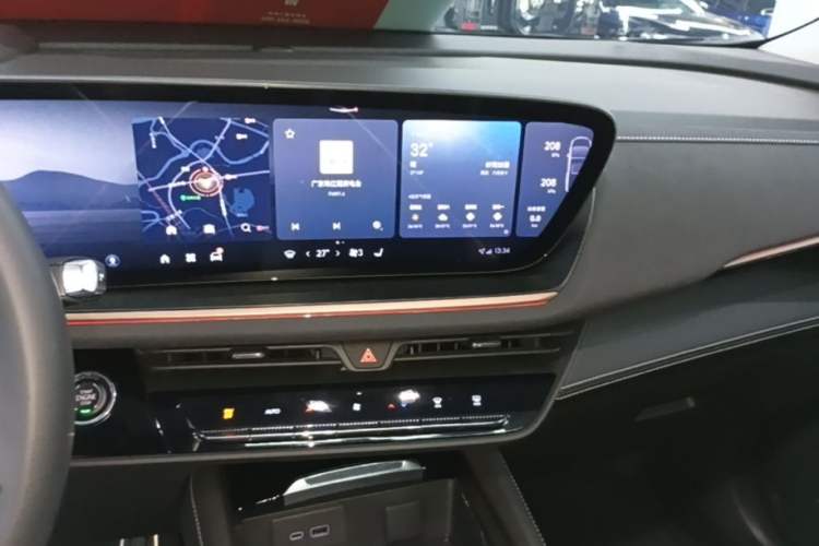 Used Buick Envision 2024 Encore S 25T Ignite Black Style Edition Audio And AC Panel