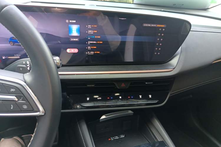 Used Buick Envision 2024 Encore S 25T Ignite Black Style Edition Audio And AC Panel