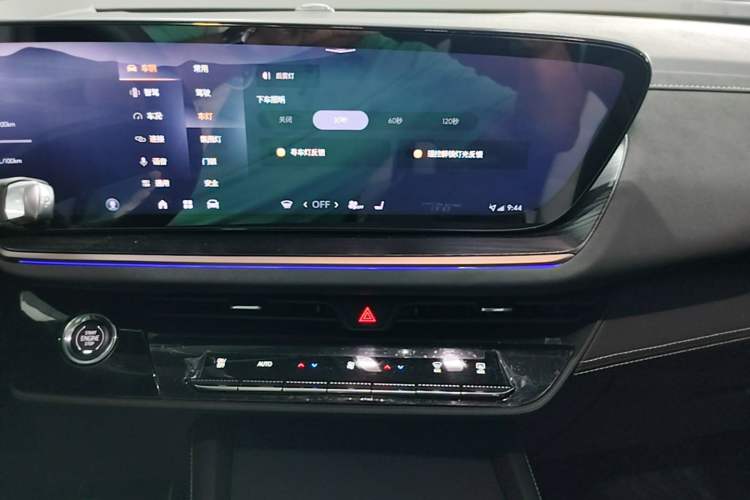 Used Buick Envision 2024 Encore S 25T Ignite Black Style Edition Audio And AC Panel
