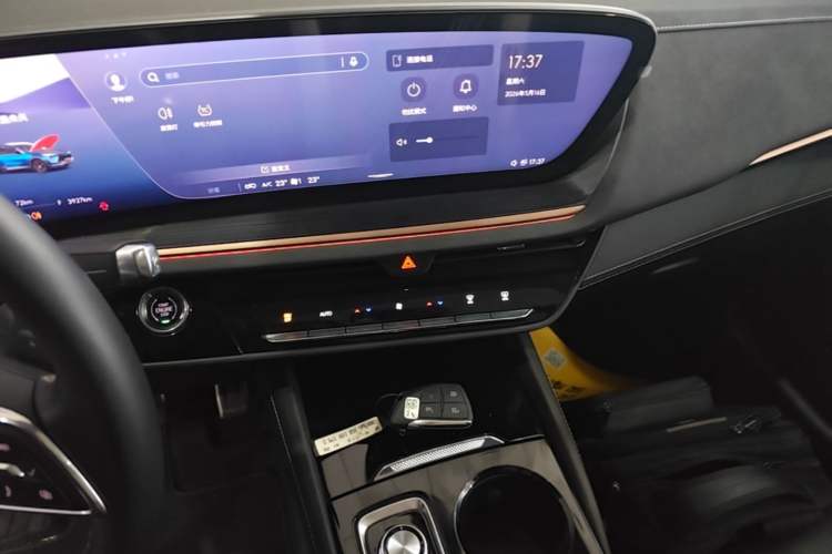 Used Buick Envision 2024 Encore S 25T Ignite Black Style Edition Audio And AC Panel