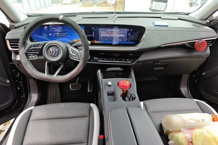 Used Buick Envision 2024 Encore S 25T Ignite Black Style Edition Center Console