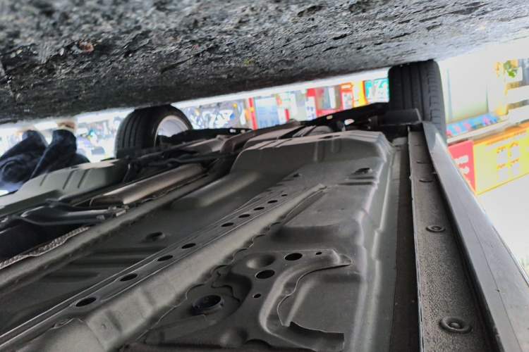 Used Buick Envision 2024 Encore Plus AWD Avenir Chassis Front Right