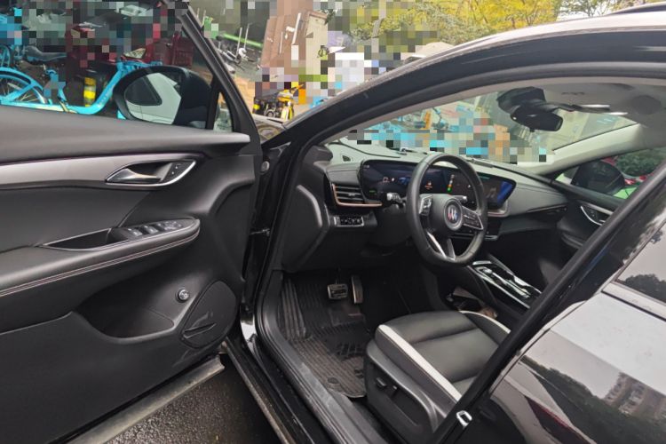 Used Buick Envision 2024 Encore S 25T Ignite Black Style Edition Driver Seat