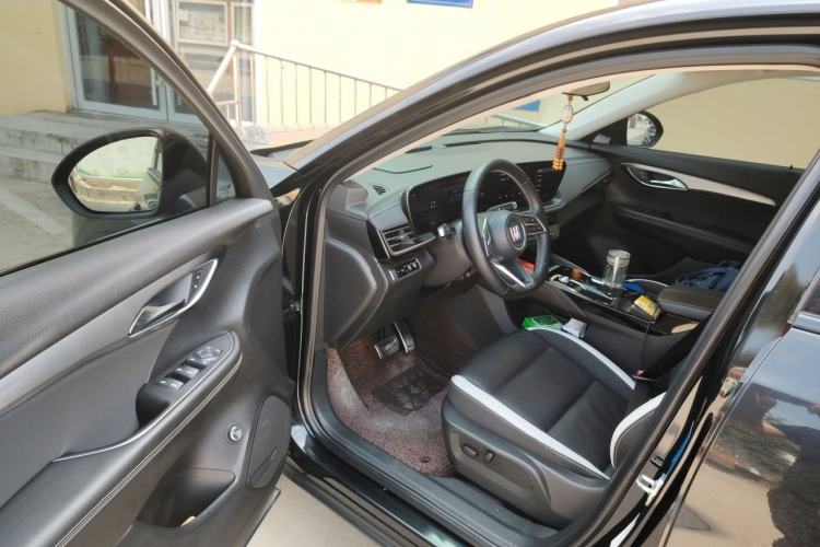 Used Buick Envision 2024 Encore S 28T Ignite Black Prestige Edition Driver Seat