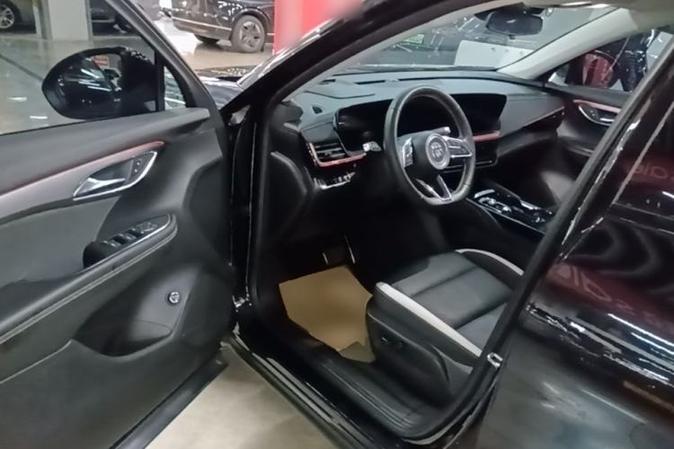 Used Buick Envision 2024 Encore S 25T Ignite Black Style Edition Driver Seat