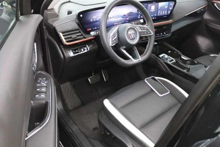 Used Buick Envision 2024 Encore S 25T Ignite Black Style Edition Driver Seat