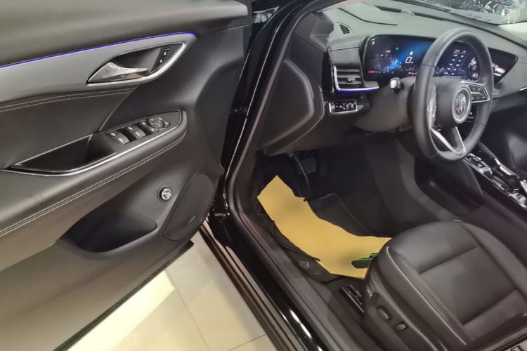 Used Buick Envision 2024 Encore Plus 28T Two-Wheel Drive Luxury Edition Driver Seat