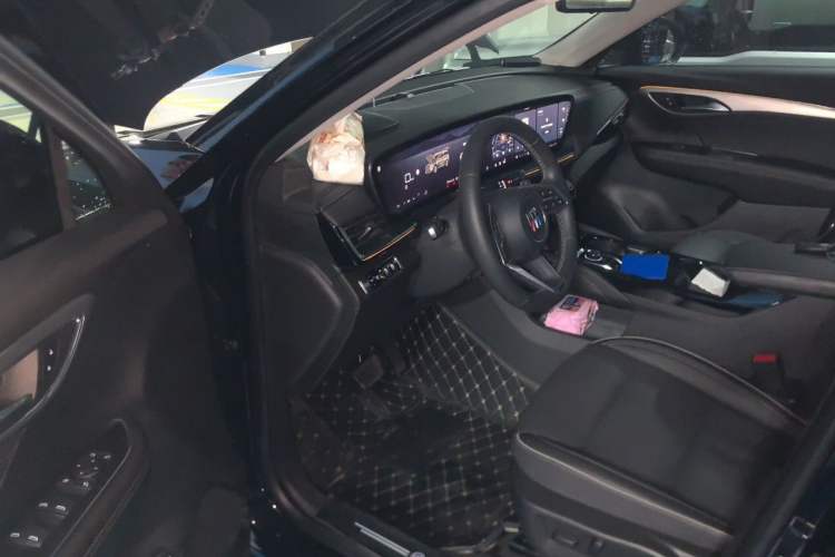 Used Buick Envision 2024 Encore Plus 28T Two-Wheel Drive Luxury Edition Driver Seat