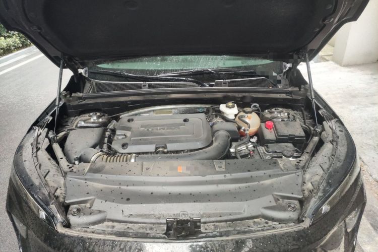 Used Buick Envision 2024 Encore Plus 28T Two-Wheel Drive Luxury Edition Engine Bay