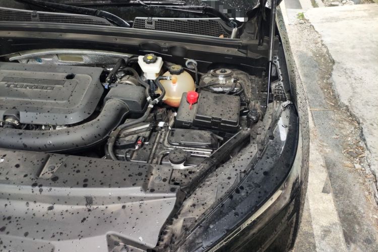 Used Buick Envision 2024 Encore Plus 28T Two-Wheel Drive Luxury Edition Engine Bay Left