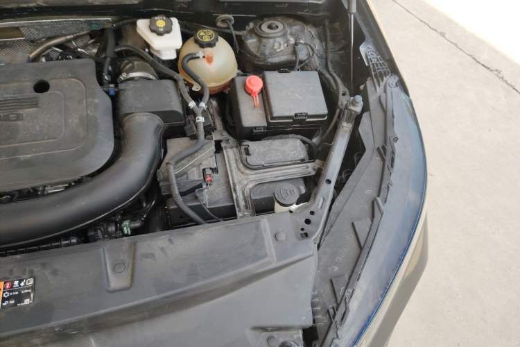 Used Buick Envision 2024 Encore S 28T Ignite Black Prestige Edition Engine Bay Left