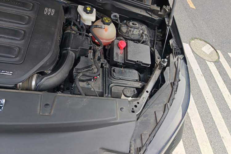 Used Buick Envision 2024 Encore S 25T Ignite Black Style Edition Engine Bay Left