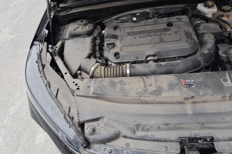 Used Buick Envision 2024 Encore Plus 28T Two-Wheel Drive Luxury Edition Engine Bay Right