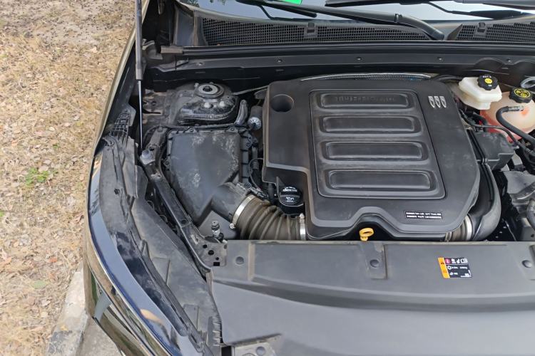 Used Buick Envision 2024 Encore S 25T Ignite Black Style Edition Engine Bay Right