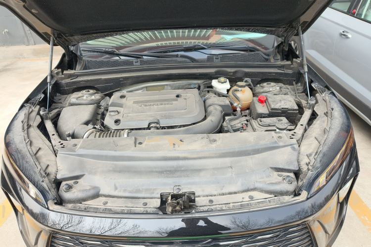 Used Buick Envision 2024 Encore Plus 28T AWD Luxury Edition Engine Bay