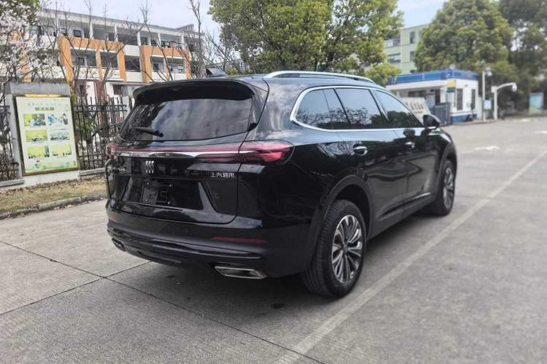 Used Buick Envision 2024 Encore Plus 28T Two-Wheel Drive Luxury Edition Exterior 3
