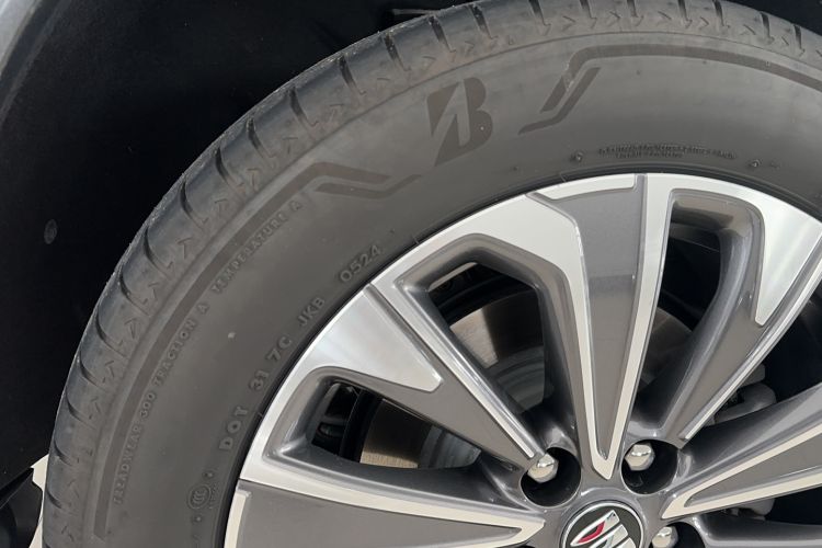 Used Buick Envision 2024 Encore Plus 28T AWD Luxury Edition Exterior 7