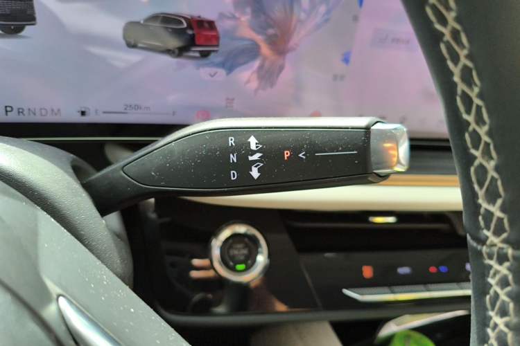 Used Buick Envision 2024 Encore Plus AWD Avenir Gear Lever