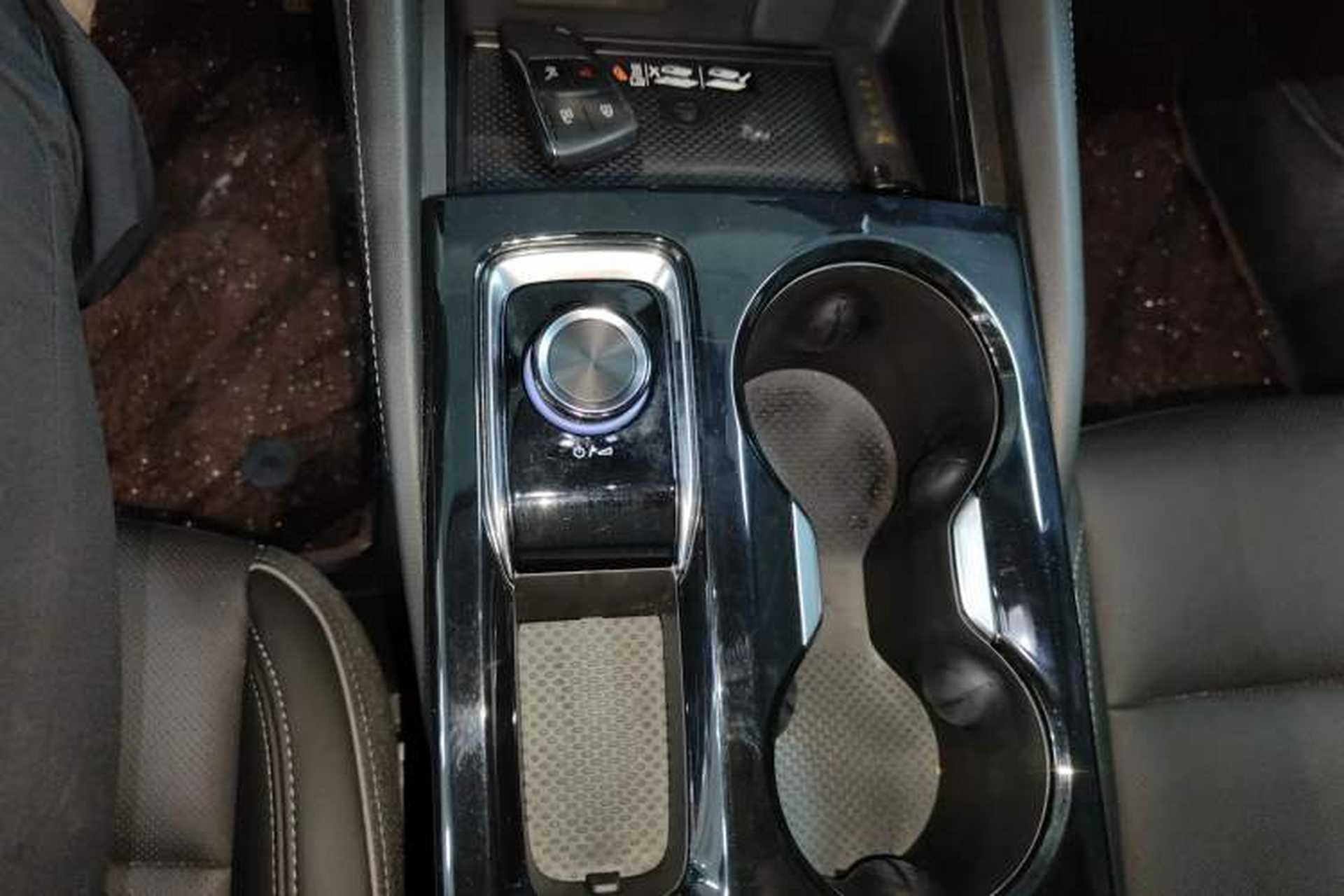 Used Buick Envision 2024 Encore Plus 28T Two-Wheel Drive Luxury Edition Gear Lever