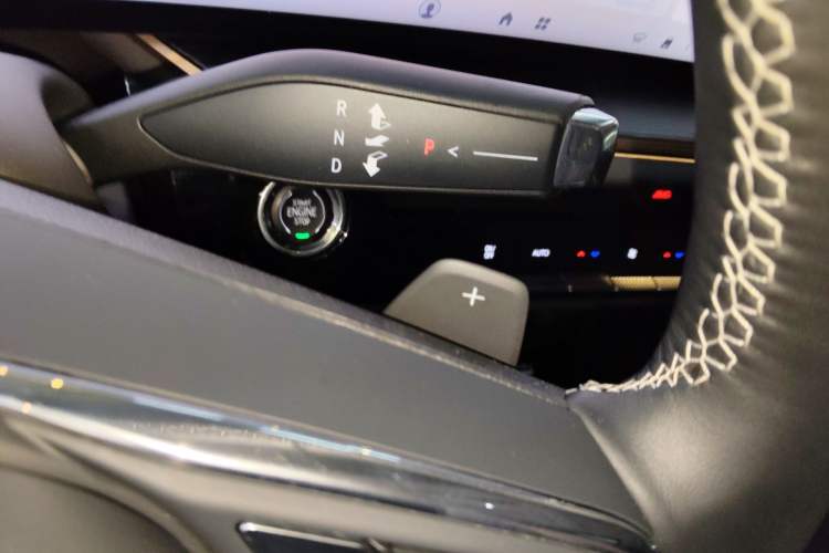 Used Buick Envision 2024 Encore S 28T Ignite Black Prestige Edition Gear Lever
