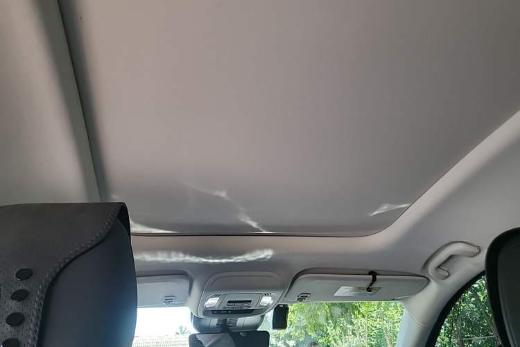 Used Buick Envision 2024 Encore Plus 28T Two-Wheel Drive Luxury Edition Headliner