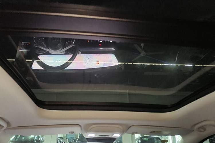 Used Buick Envision 2024 Encore Plus 28T AWD Luxury Edition Headliner