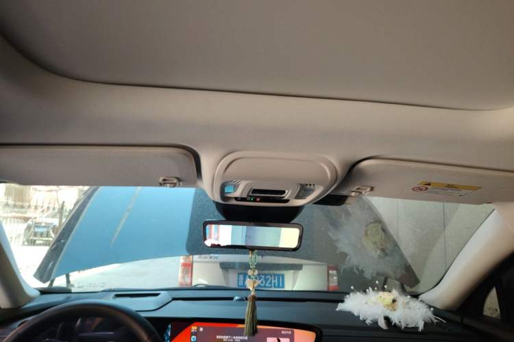 Used Buick Envision 2024 Encore Plus 28T AWD Luxury Edition Headliner