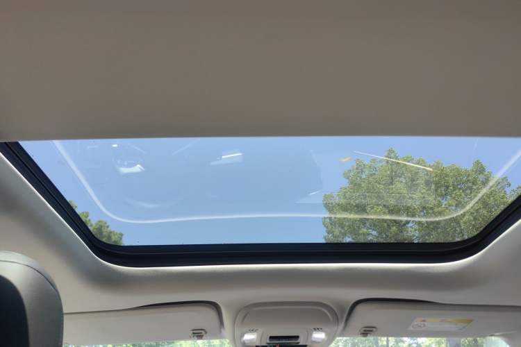 Used Buick Envision 2024 Encore S 25T Ignite Black Style Edition Headliner