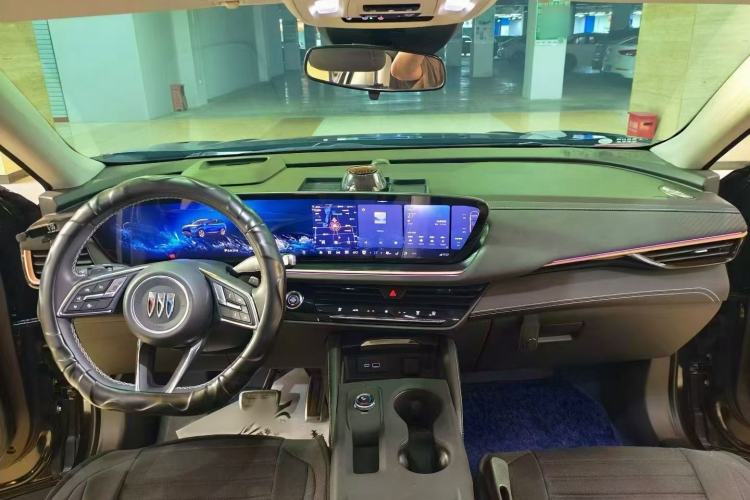 Used Buick Envision 2024 Encore S 25T Ignite Black Style Edition Interior 1
