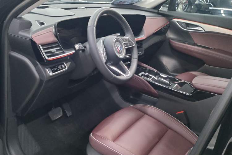 Used Buick Envision 2024 Encore Plus 28T Two-Wheel Drive Luxury Edition Interior 1