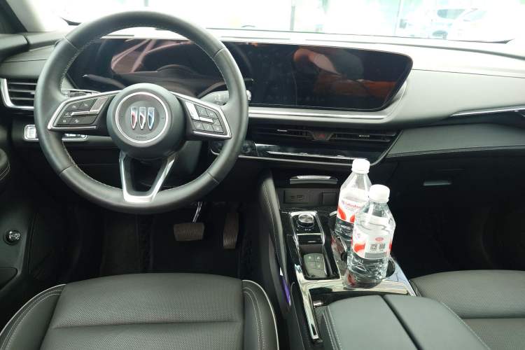 Used Buick Envision 2024 Encore Plus 28T Two-Wheel Drive Luxury Edition Interior 2